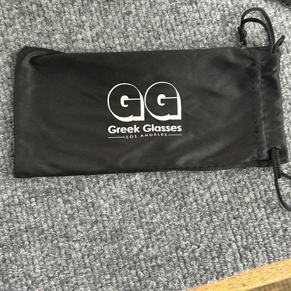 Greeksglasses brown Rhinestone styled Sunglasses - Picture 5 of 5